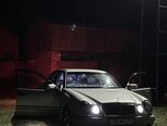 Mercedes E 230-1