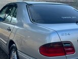 Mercedes E 230-5