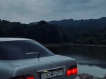 Mercedes E 230-7