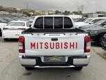Mitsubishi L200-5