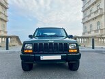 Jeep Cherokee-2