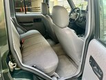 Jeep Cherokee-13