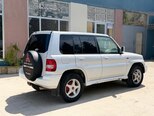Mitsubishi Pajero io-4