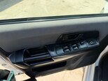 Mitsubishi Pajero io-13