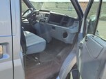 Ford Transit-12