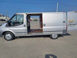 Ford Transit-13