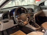 Hyundai Elantra-10