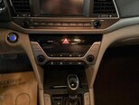 Hyundai Elantra-11