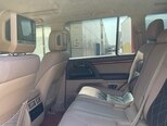 Toyota Land Cruiser-7