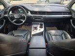 Audi Q7-7