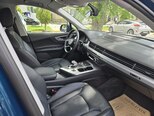 Audi Q7-8