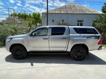 Toyota Hilux-2