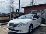 Toyota Camry-5