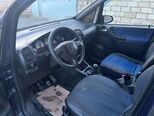 Opel Zafira-10