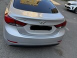 Hyundai Elantra-4