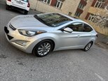 Hyundai Elantra-3