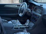 Hyundai Sonata-12