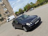 Mercedes E 220-2