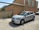 Hyundai Accent-4