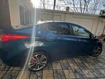 Hyundai Elantra-11