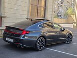 Hyundai Sonata-16