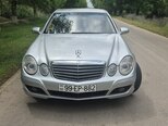Mercedes E 220-1