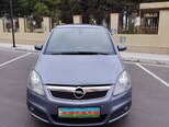 Opel Zafira-1