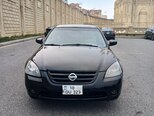 Nissan Altima-1