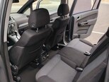 Opel Zafira-16