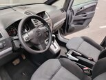 Opel Zafira-14