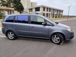 Opel Zafira-5
