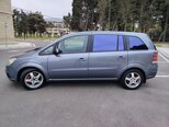 Opel Zafira-9