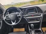 Hyundai Sonata-17
