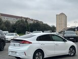 Hyundai IONIQ-15