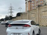 Hyundai IONIQ-18