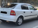 Opel Astra-2