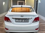 Hyundai Accent-2