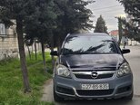 Opel Zafira-1