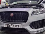 Jaguar F-Pace-11