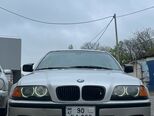 BMW 320-1