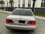 Mercedes E 220-8