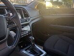 Hyundai Elantra-10