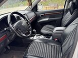 Hyundai Santa Fe-11