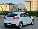 Kia Rio-13