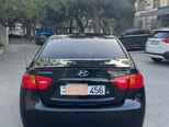 Hyundai Elantra-2