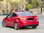 Hyundai Elantra-5