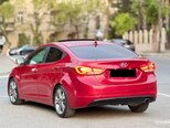 Hyundai Elantra-6
