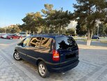 Opel Zafira-2
