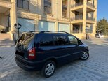 Opel Zafira-11