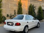 Hyundai Accent-4